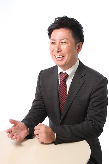 丸山修（写真）